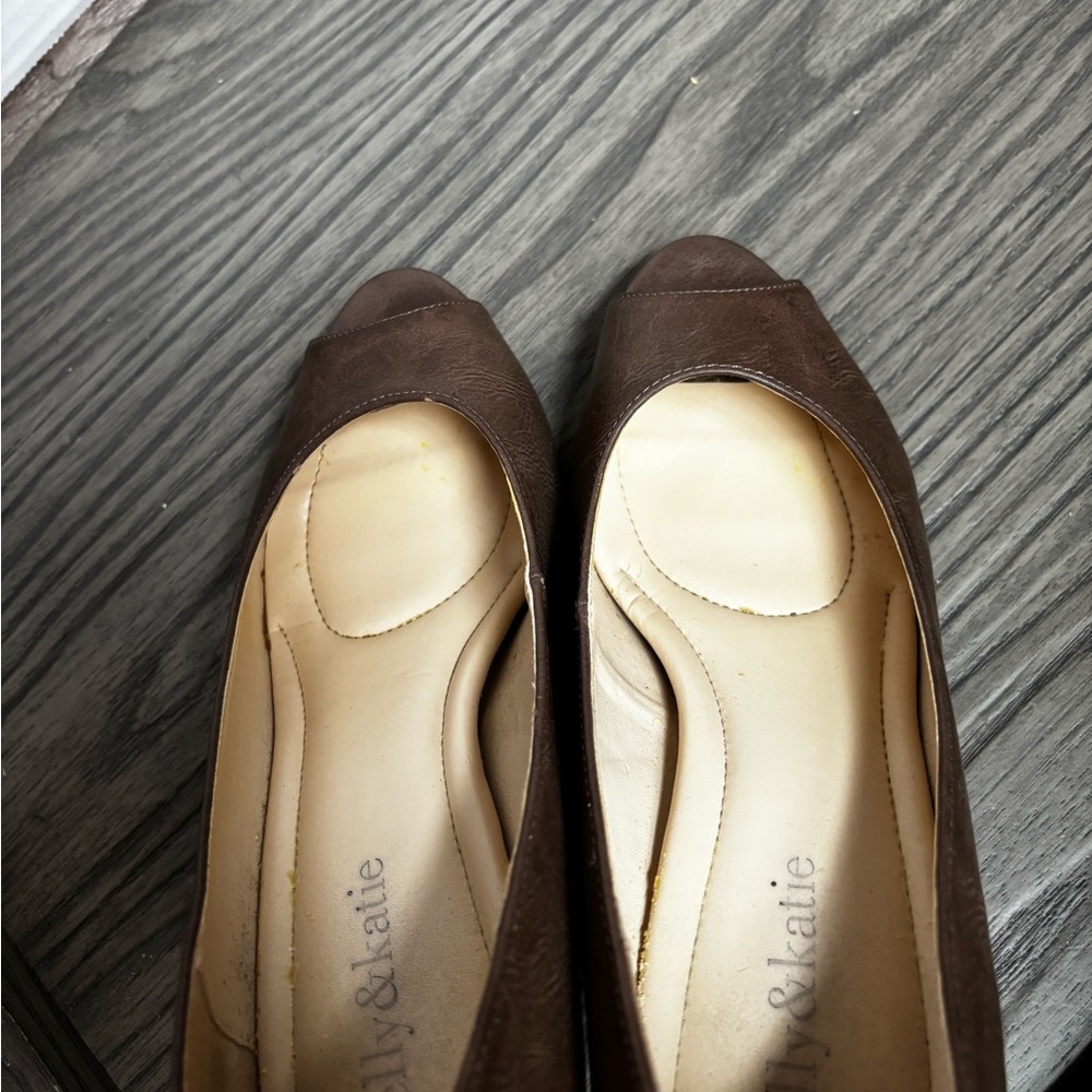 Kelly & Katie Size 7 Brown Peep Toe Slip On High Heel Shoe - Picture 6 of 8
